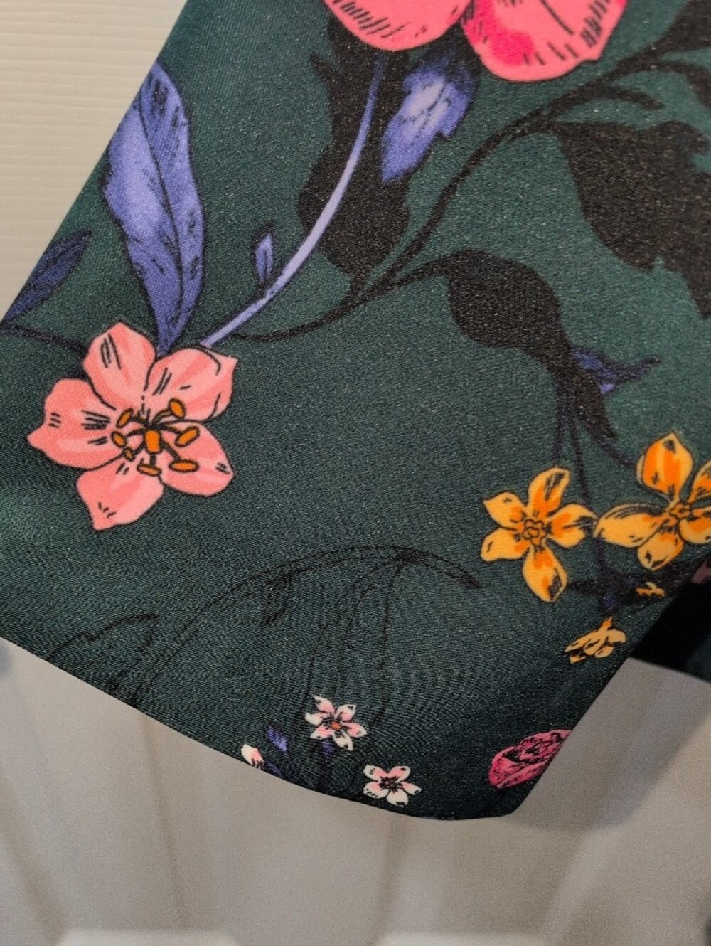 Vince Camuto Dark Green Lined Floral Dress - Picture 3 of 11